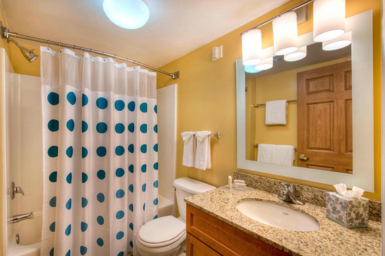 Towneplace Suites Raleigh Cary/Weston Parkway Ngoại thất bức ảnh