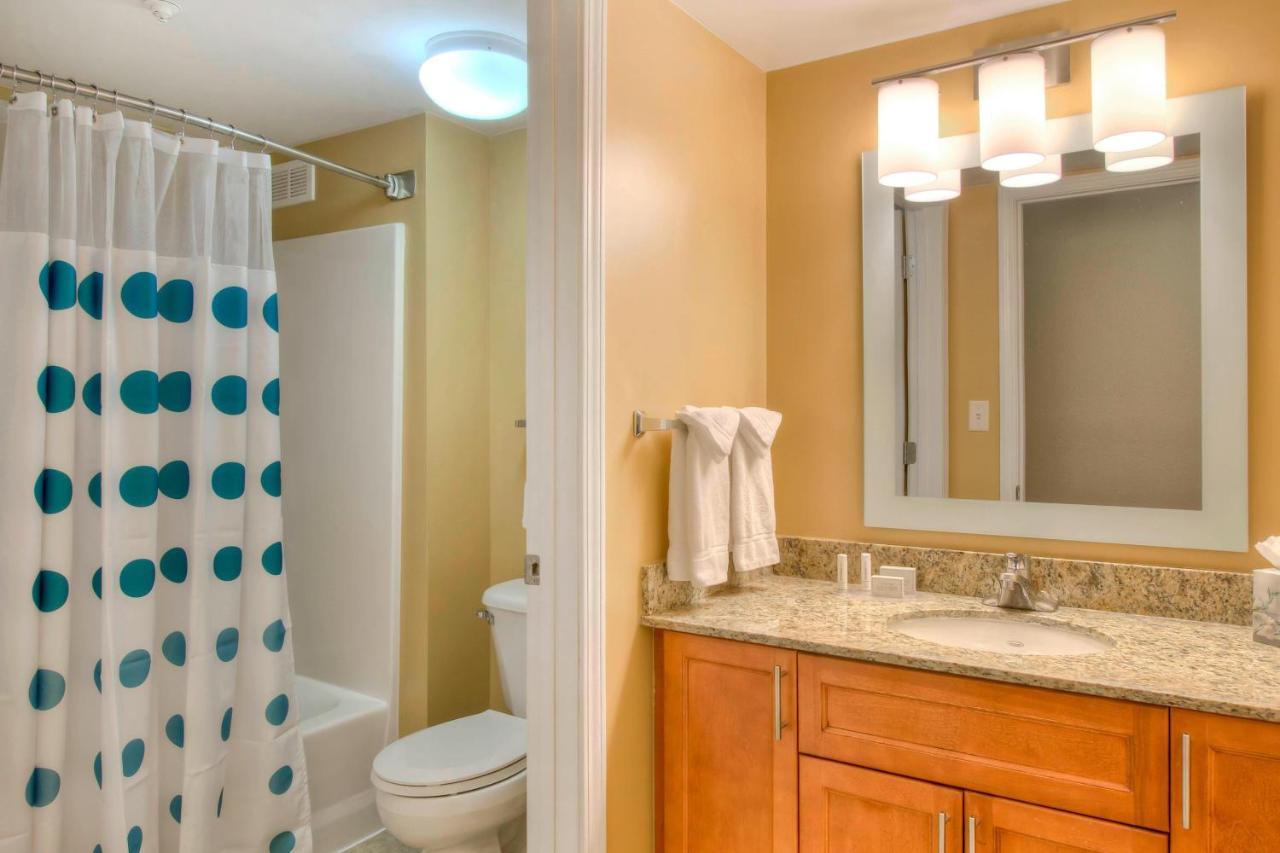 Towneplace Suites Raleigh Cary/Weston Parkway Ngoại thất bức ảnh