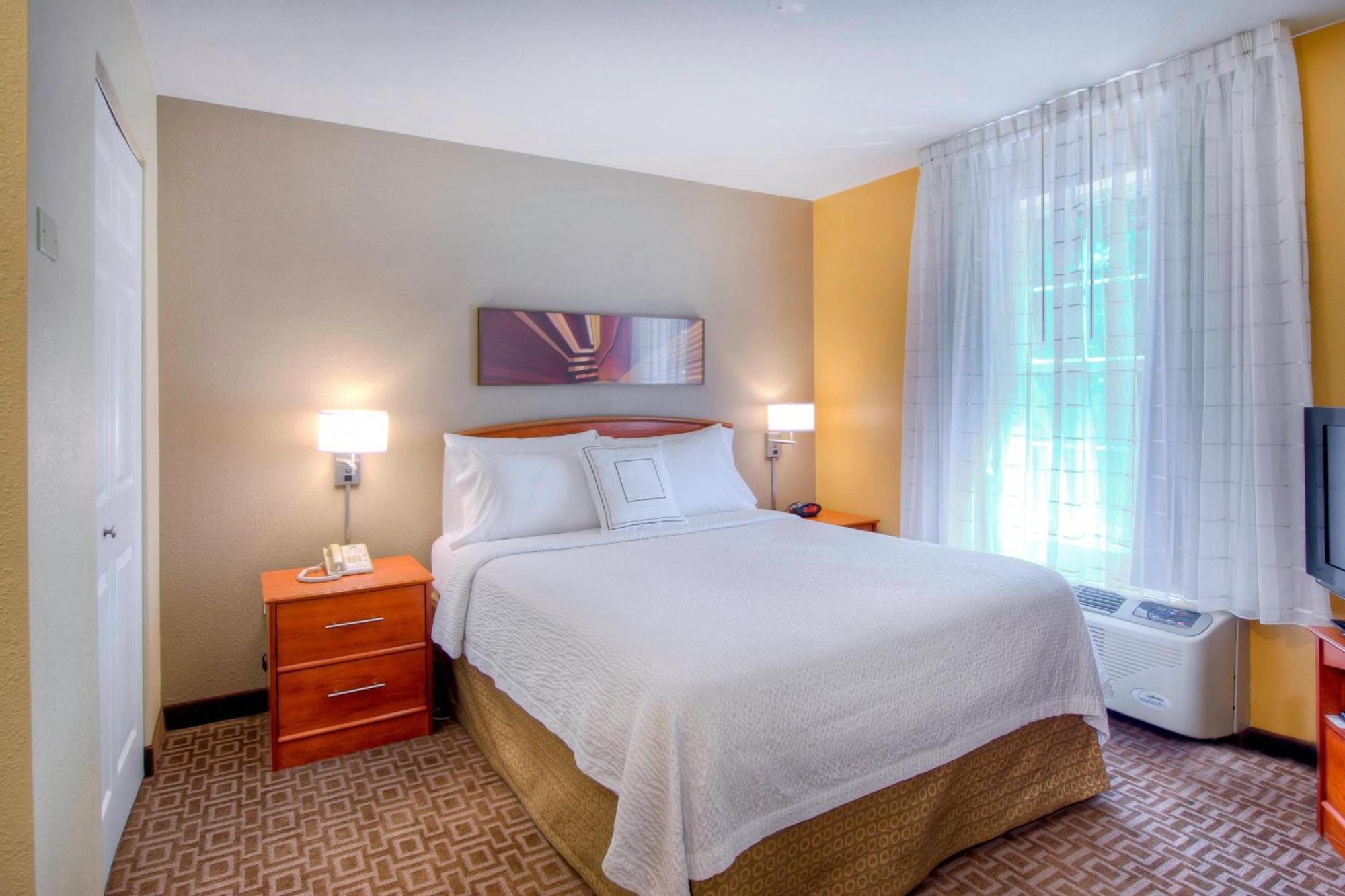 Towneplace Suites Raleigh Cary/Weston Parkway Ngoại thất bức ảnh
