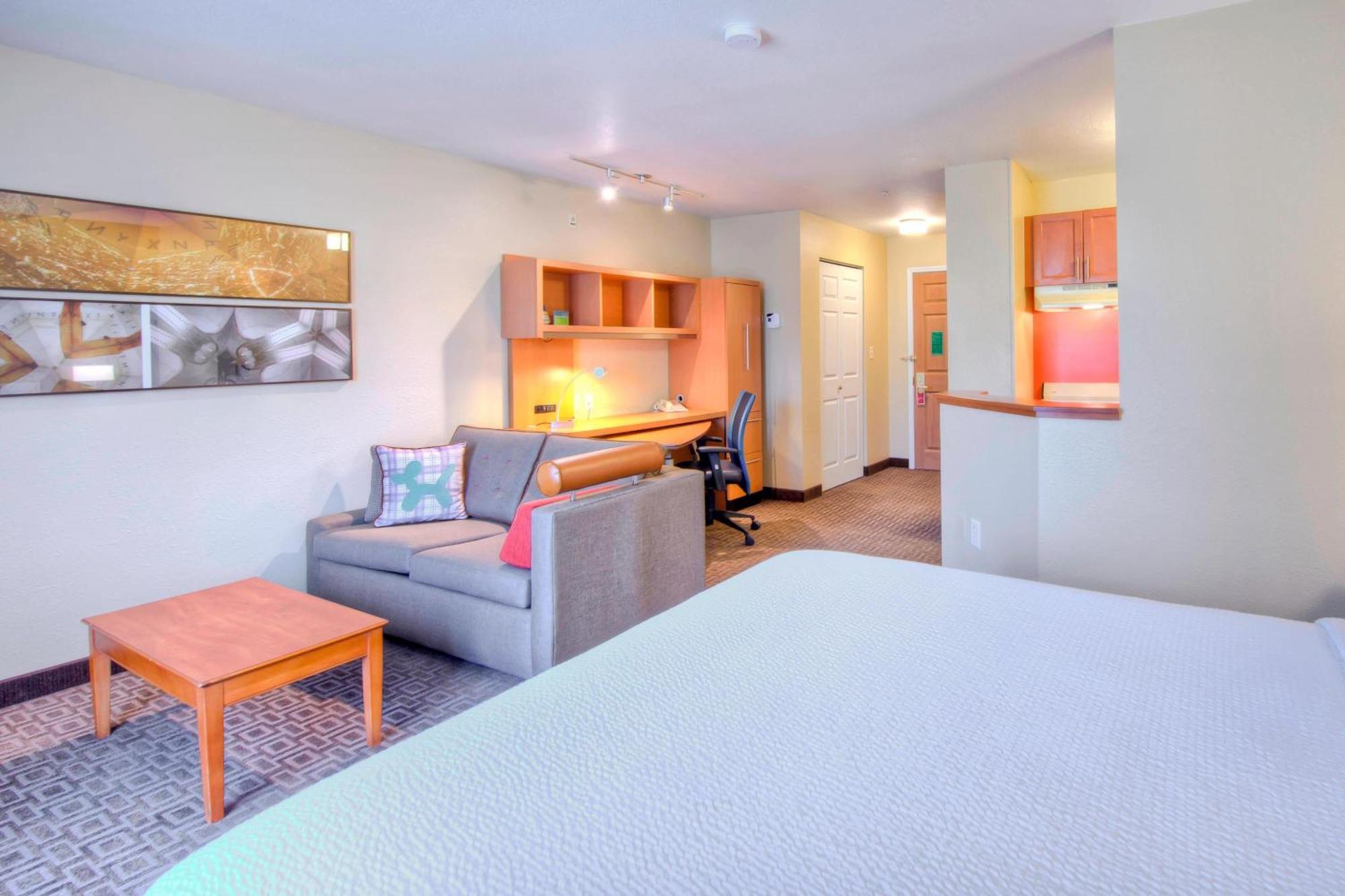 Towneplace Suites Raleigh Cary/Weston Parkway Ngoại thất bức ảnh