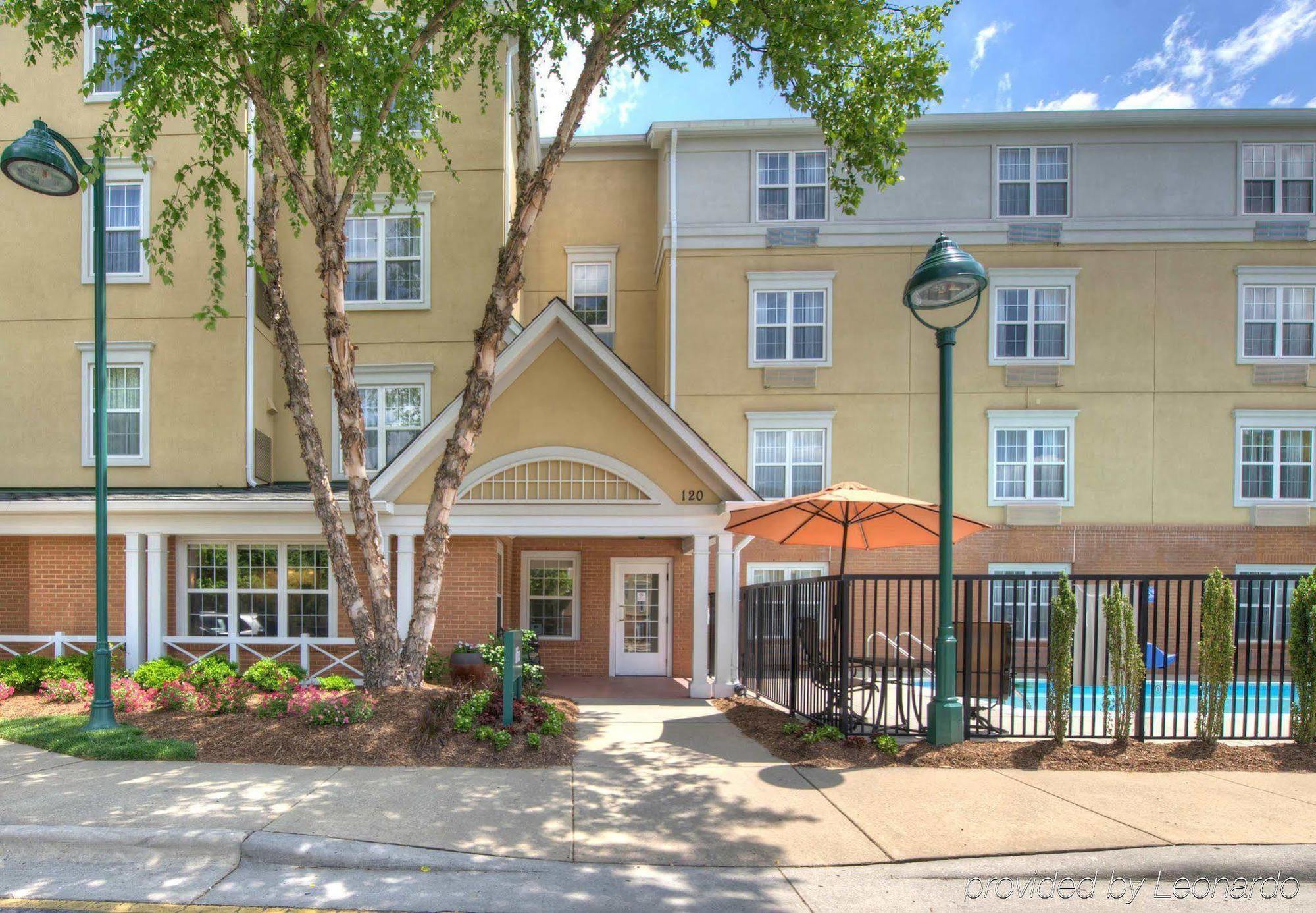 Towneplace Suites Raleigh Cary/Weston Parkway Ngoại thất bức ảnh